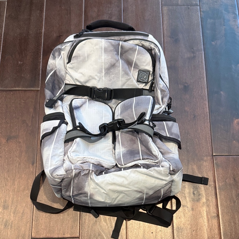 Stylish Gray Lululemon Backpack
